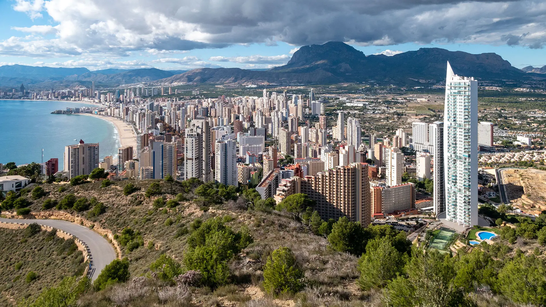 Vista urbana de Benidorm, imagen ilustrativa del mercado de vivienda